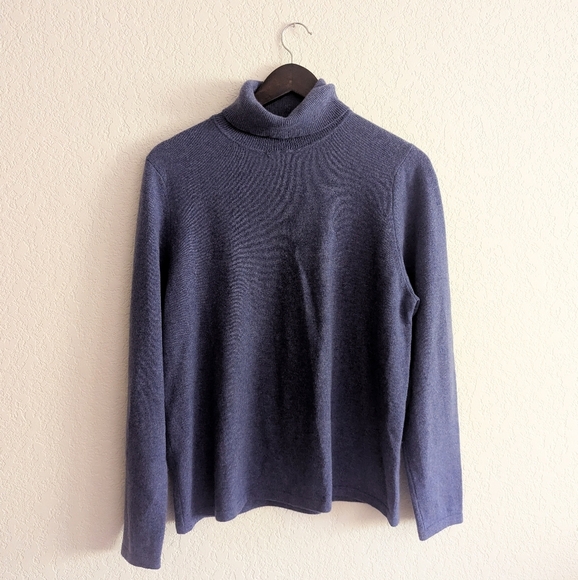 100% Cashmere Charter Club Turtleneck Sweater - Picture 1 of 3